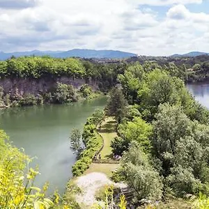 Oasi , Merone Italia