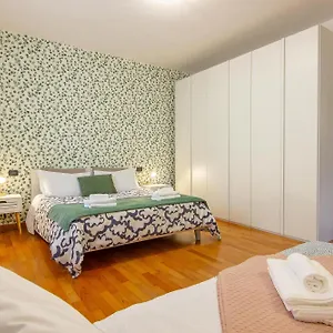  Appartamento Casa Olivia Private Garden & Parking