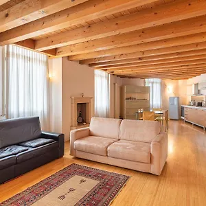  Appartamento Maison Maria Center Public Parking Available